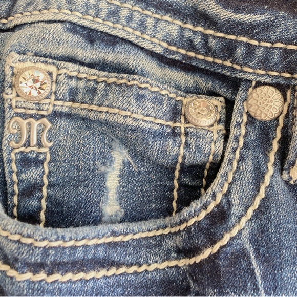 Miss Me Women's Jeans 31X34 Mid-Rise Bootcut Aztec Embroidered Diamond NWT - Picture 10 of 14